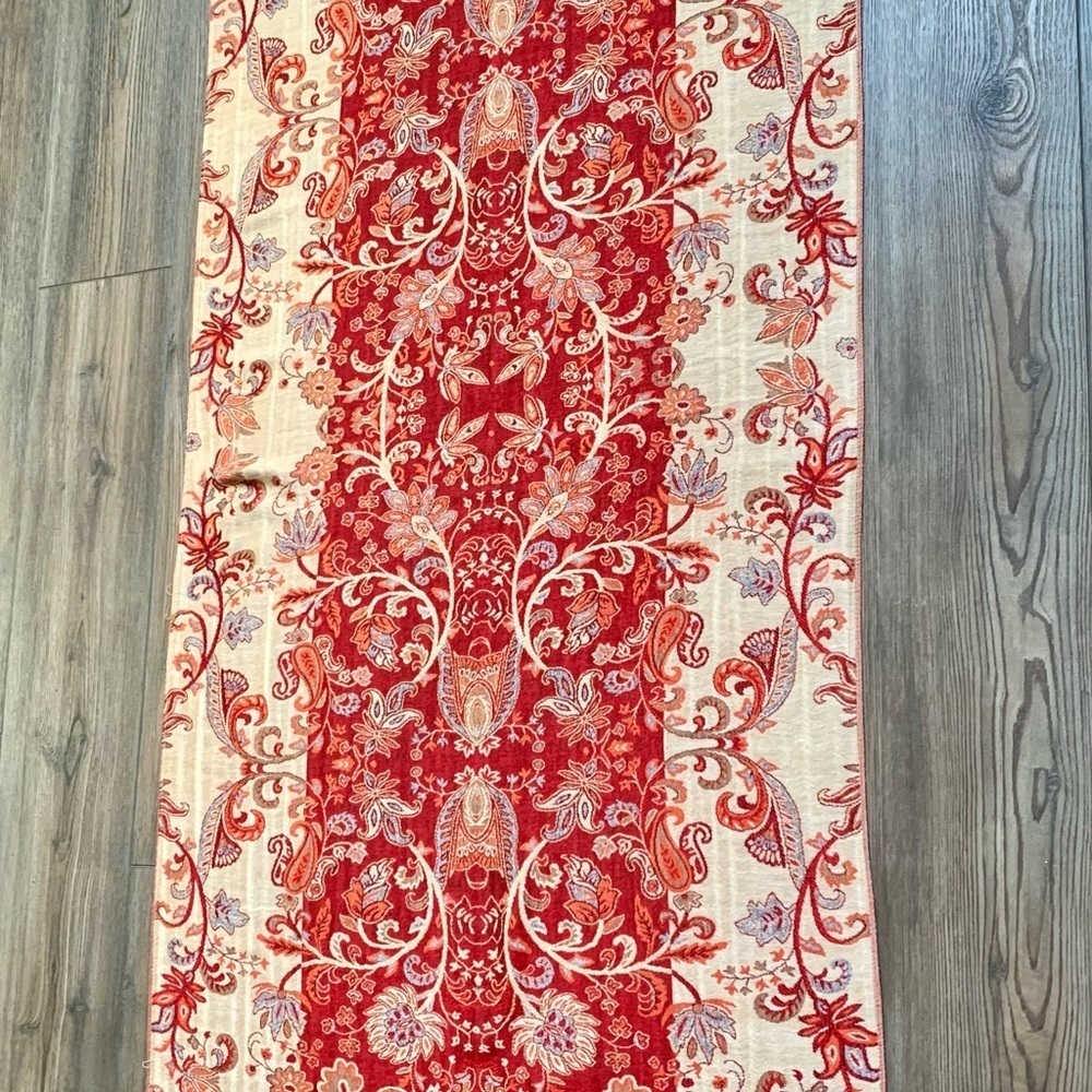 pashmina scarf from Italy 27/74”